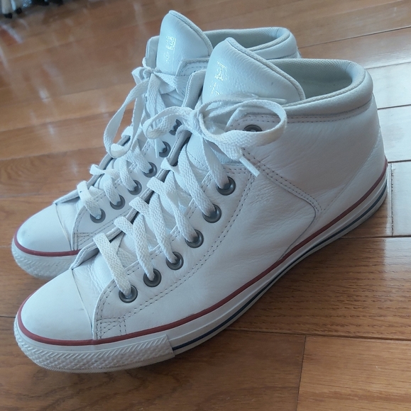 Converse men's leather sneakers